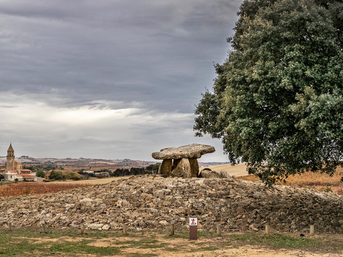 El dolmen de la Chabola de la Hechicera es el más visitado.